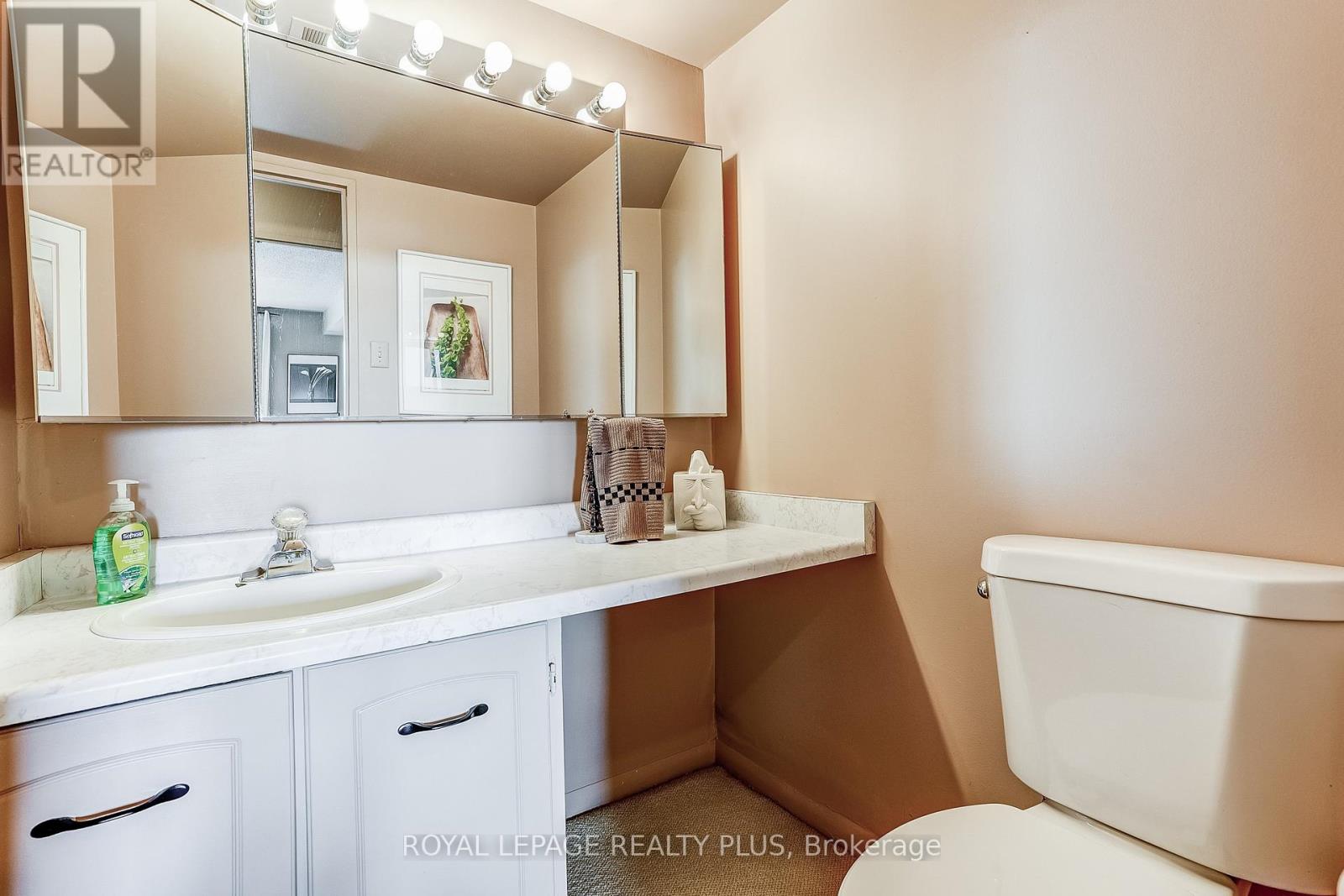 #906 1320 MISSISSAUGA VALLEY BOULEVARD - 23