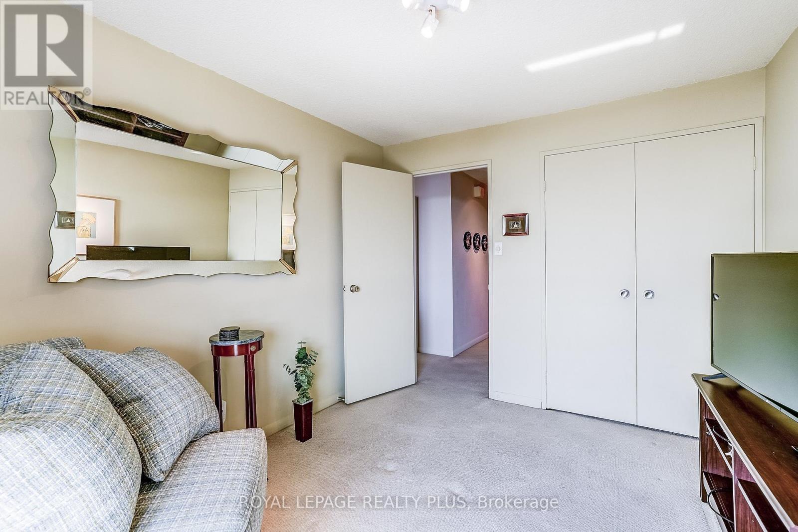 #906 1320 MISSISSAUGA VALLEY BOULEVARD - 25