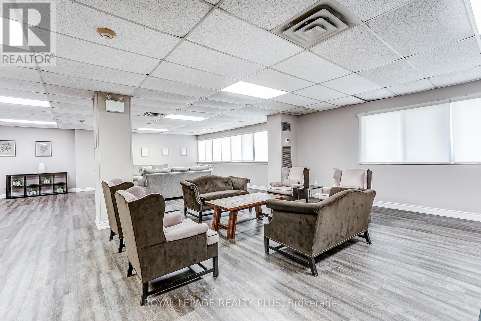 #906 1320 MISSISSAUGA VALLEY BOULEVARD - 32