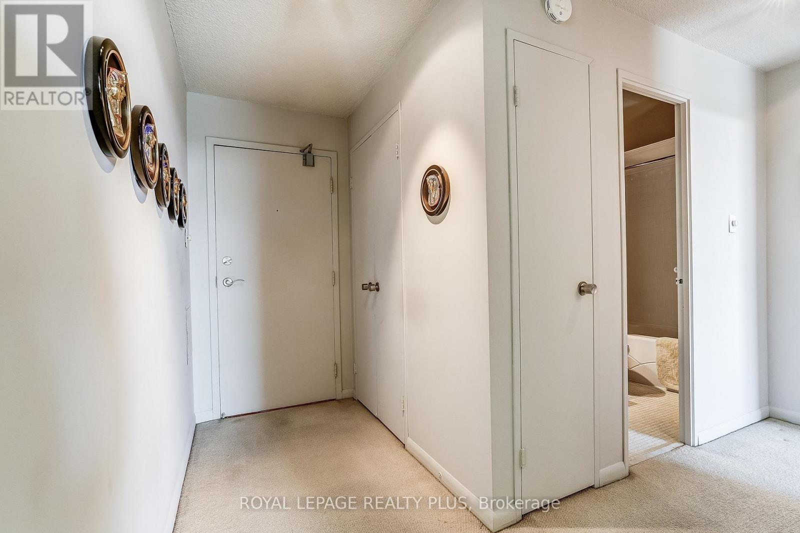 #906 1320 MISSISSAUGA VALLEY BOULEVARD - 7