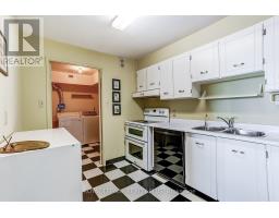 906 - 1320 Mississauga Valley Boulevard, Mississauga, ON L5A3S9 Photo 17