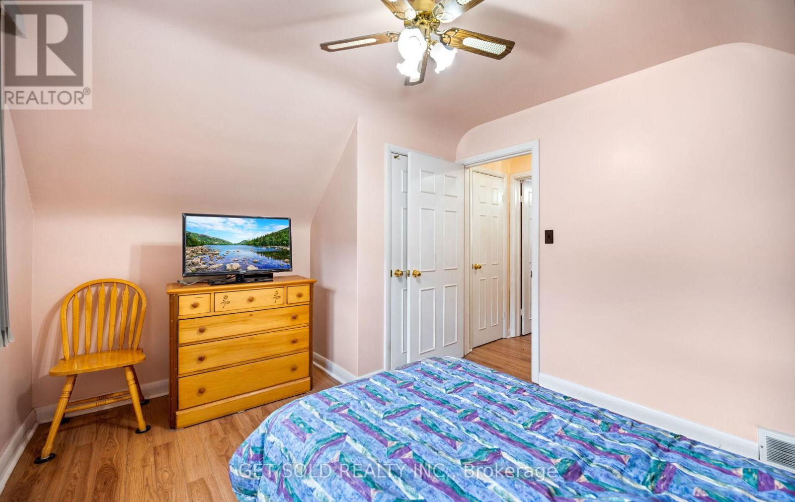 131 CLEARBROOKE CIRCLE - 30
