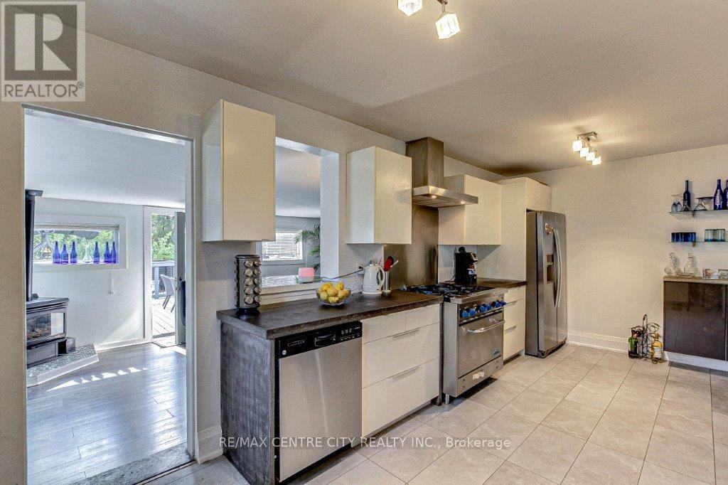 465 ASHLAND AVENUE - 26