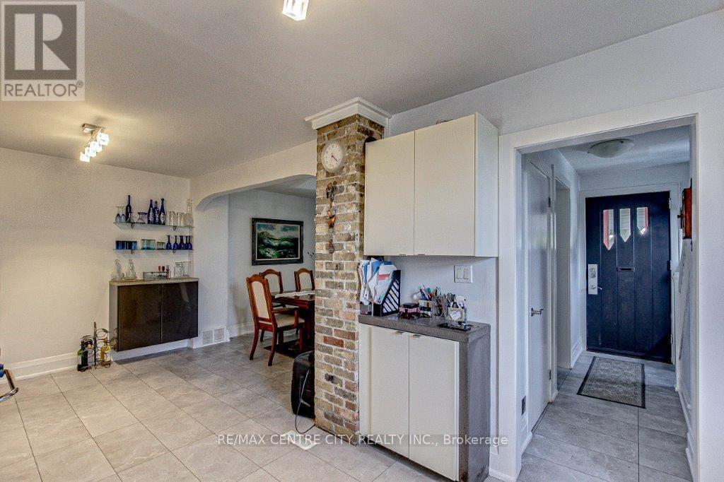 465 ASHLAND AVENUE - 27