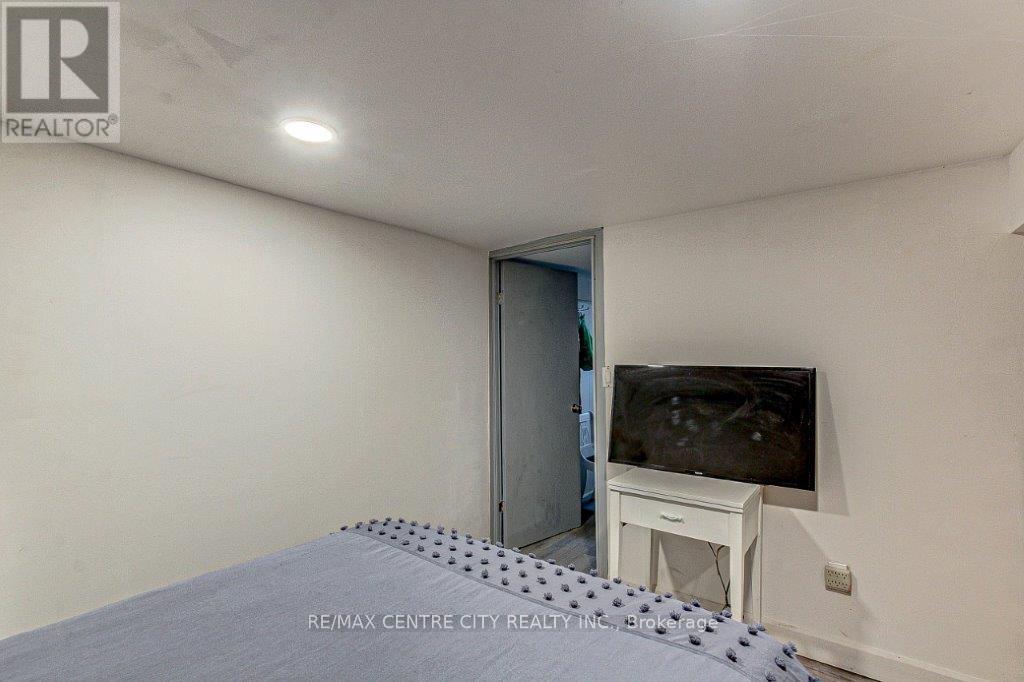 465 ASHLAND AVENUE - 37