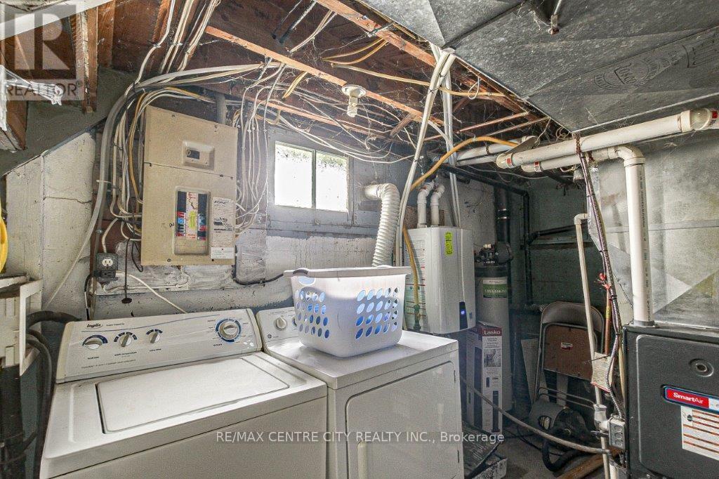 465 ASHLAND AVENUE - 38