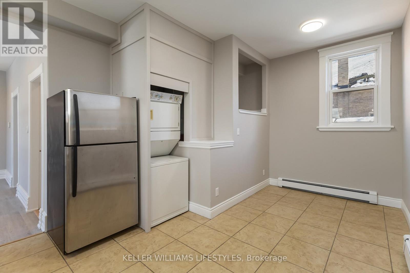 79 BEACONSFIELD AVENUE - 30