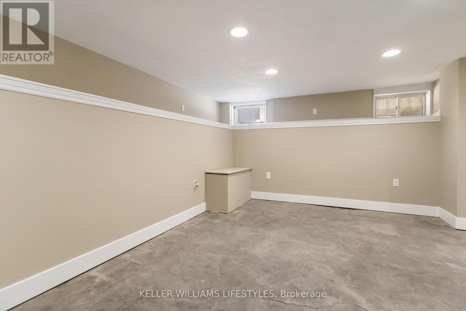 79 BEACONSFIELD AVENUE - 39