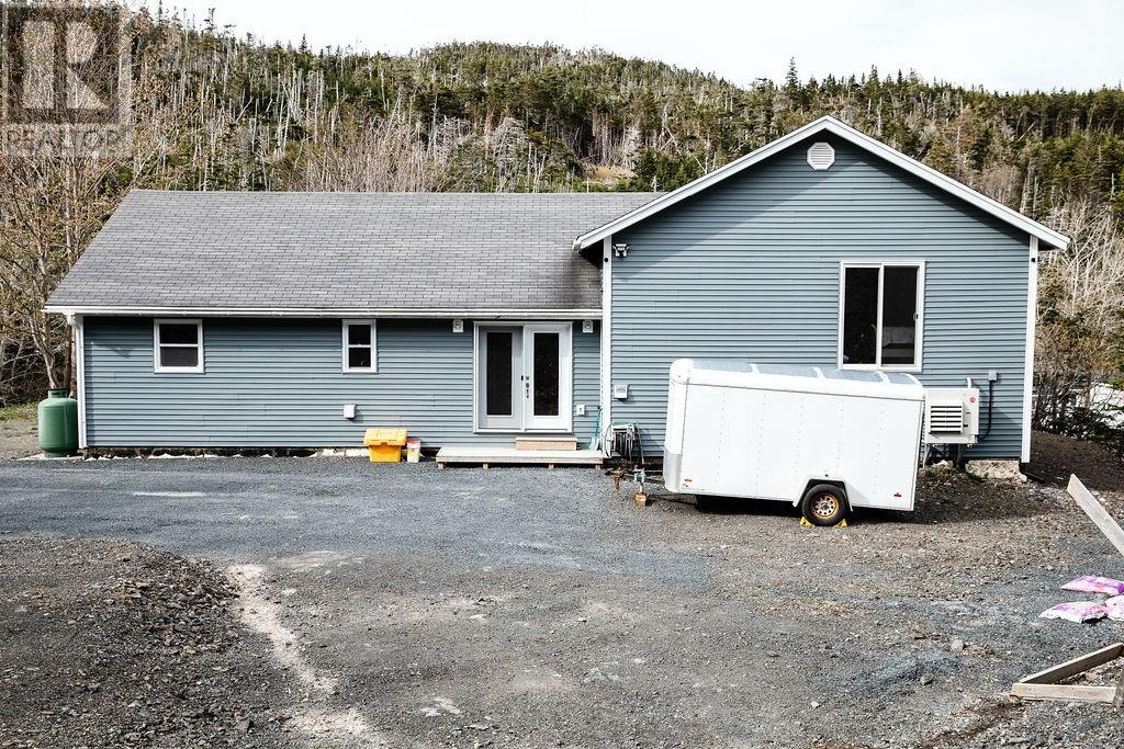 27 Main Road - 50