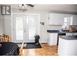 27 Main Road thumbnail 15