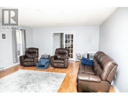 27 Main Road thumbnail 9