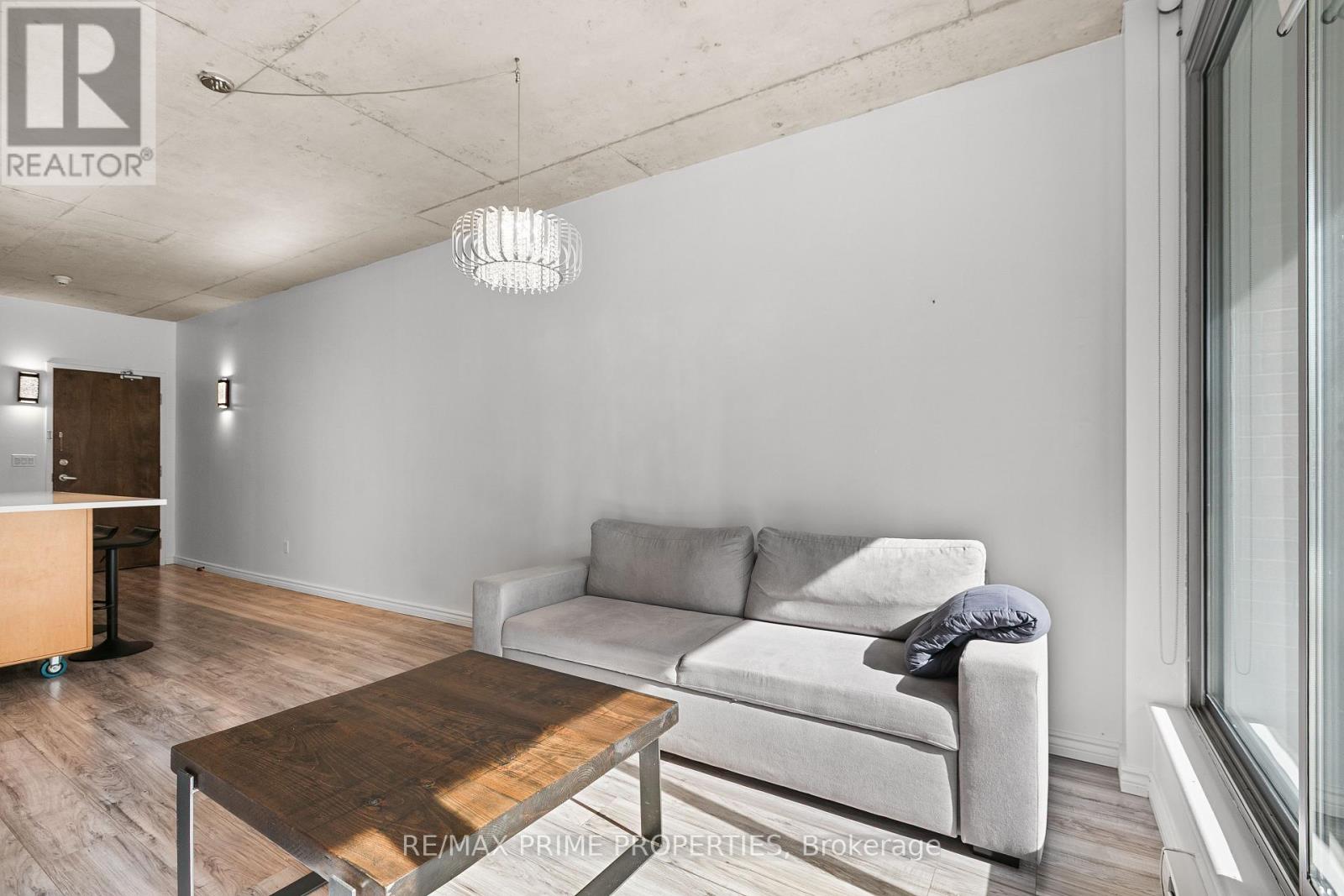 #311 383 CUMBERLAND STREET - 12