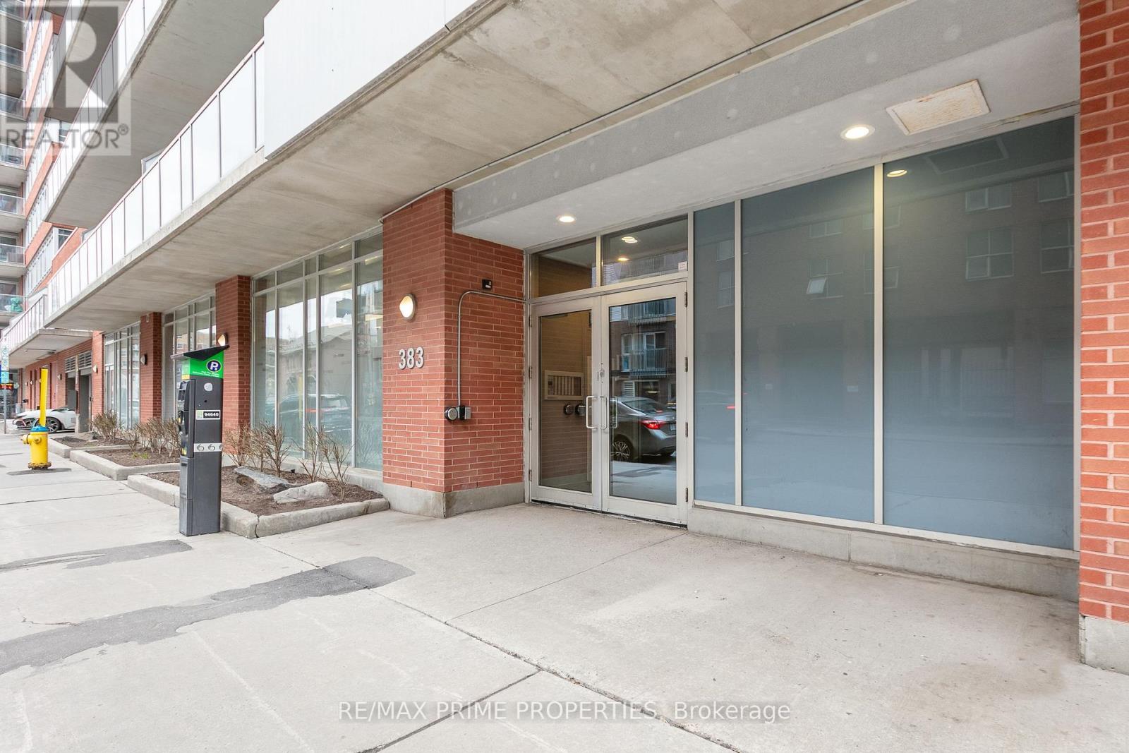 #311 383 CUMBERLAND STREET - 2