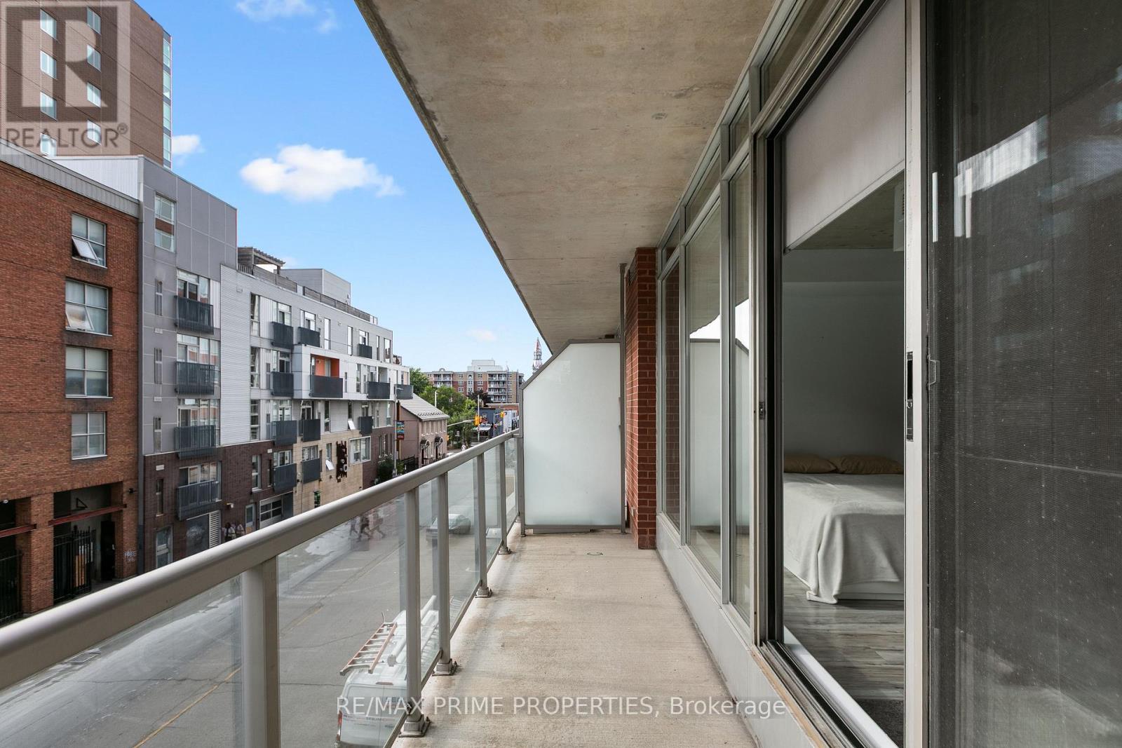 #311 383 CUMBERLAND STREET - 22