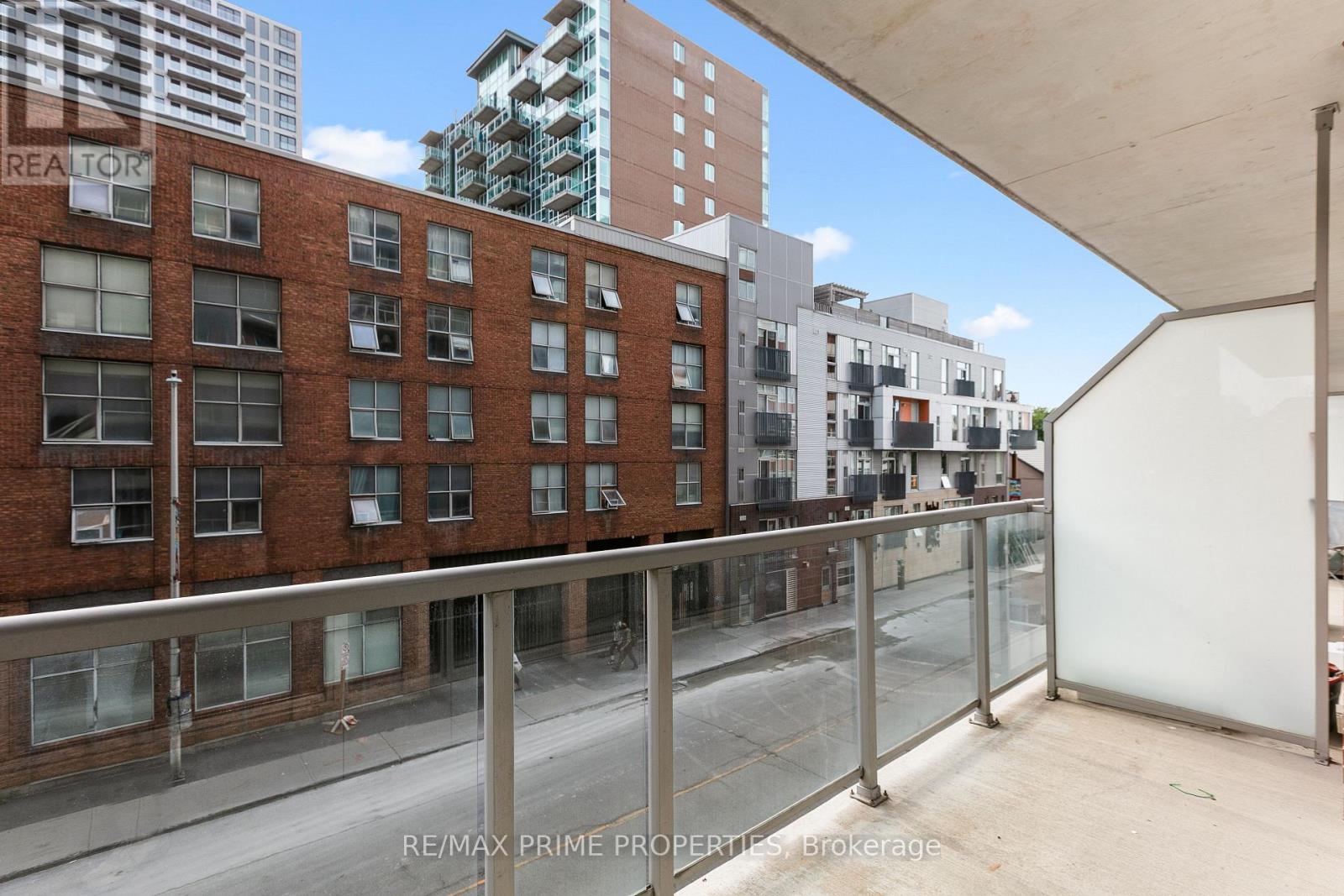 #311 383 CUMBERLAND STREET - 23