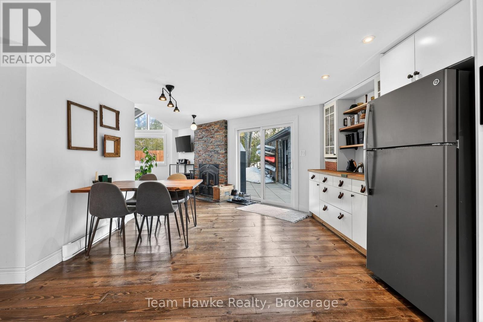 283 TINY BEACHES ROAD S - 11