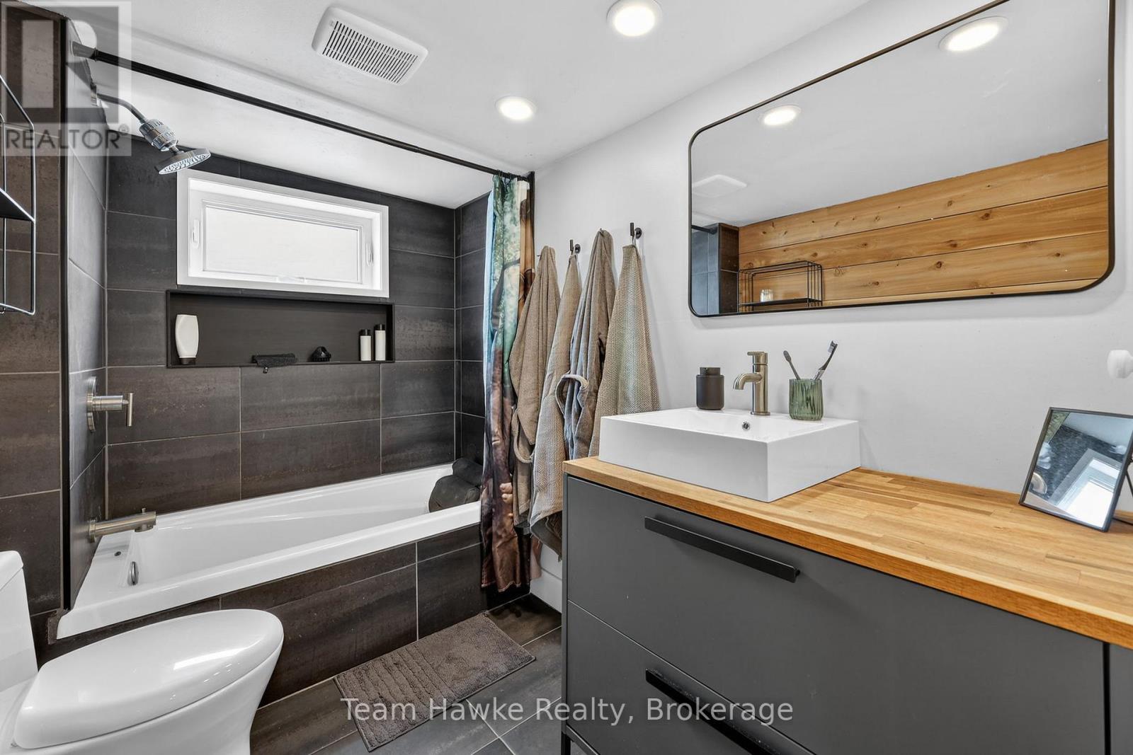 283 TINY BEACHES ROAD S - 22