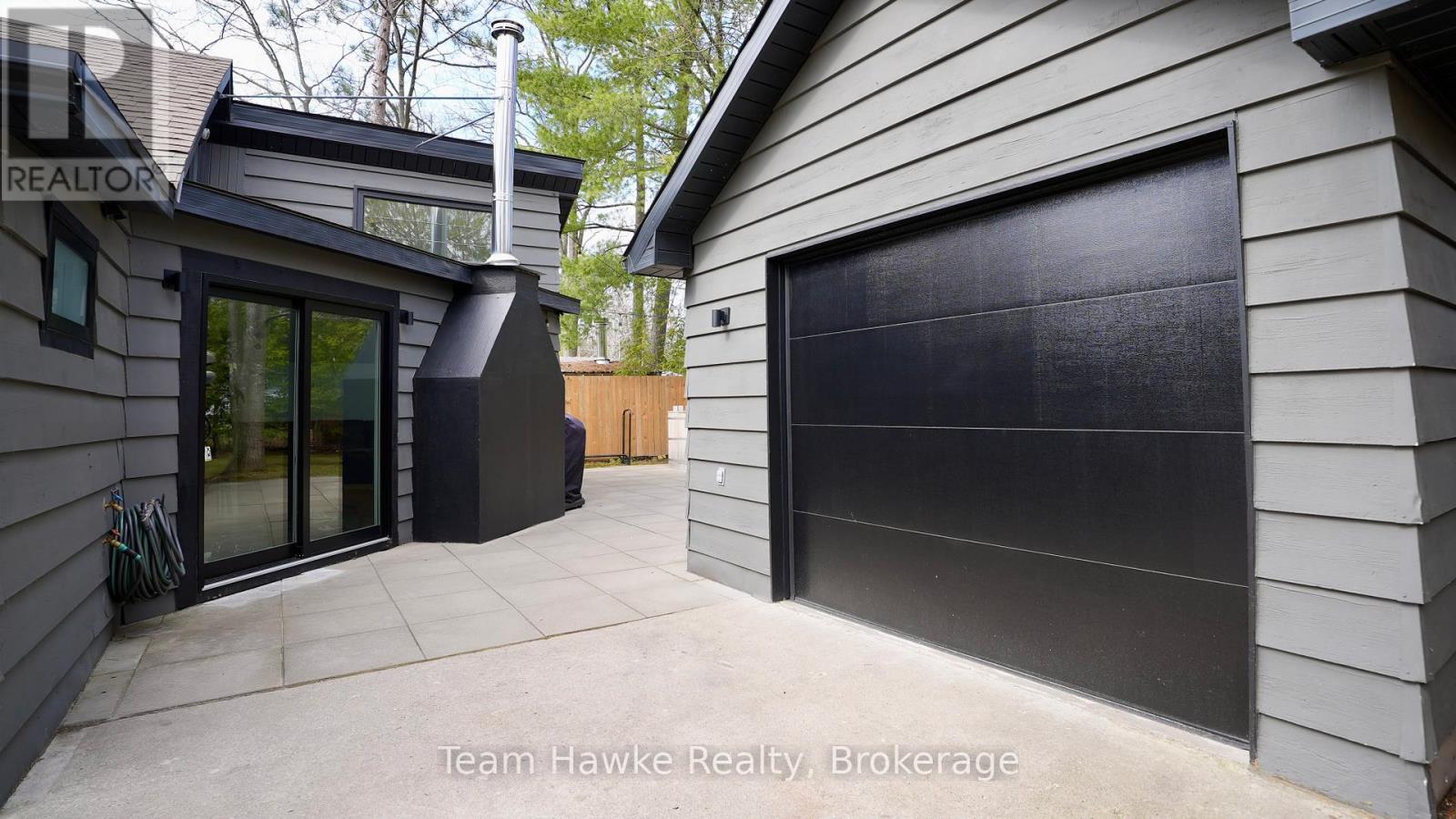 283 TINY BEACHES ROAD S - 35