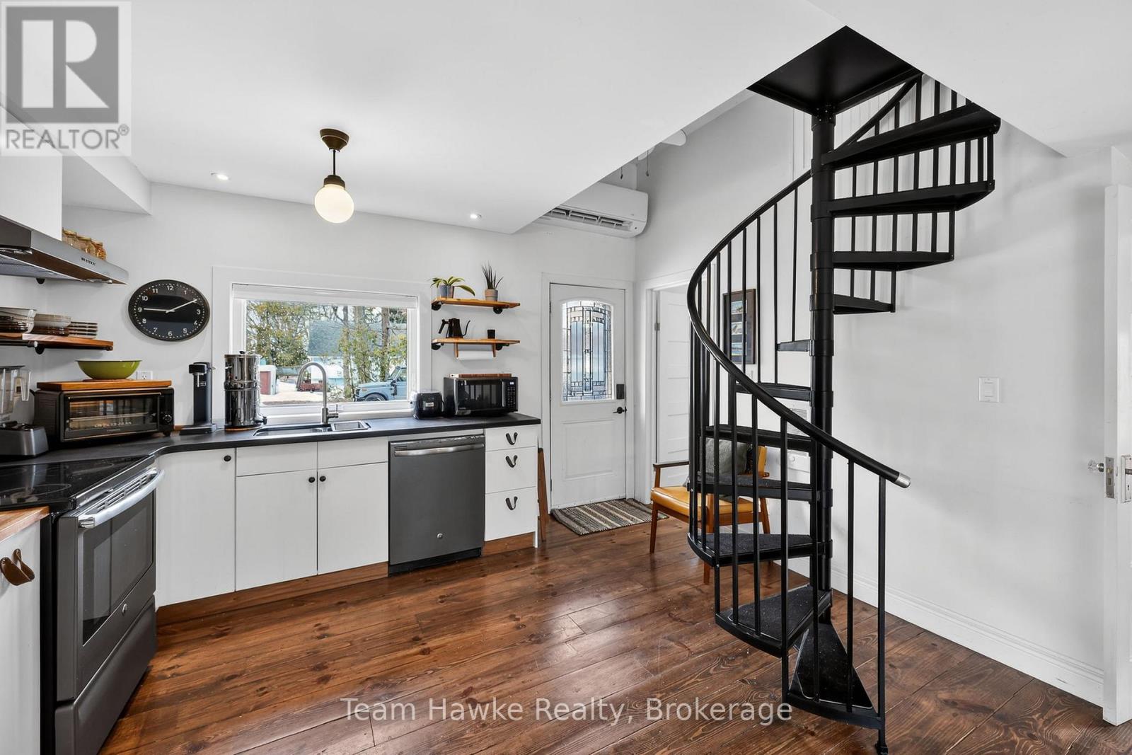 283 TINY BEACHES ROAD S - 7