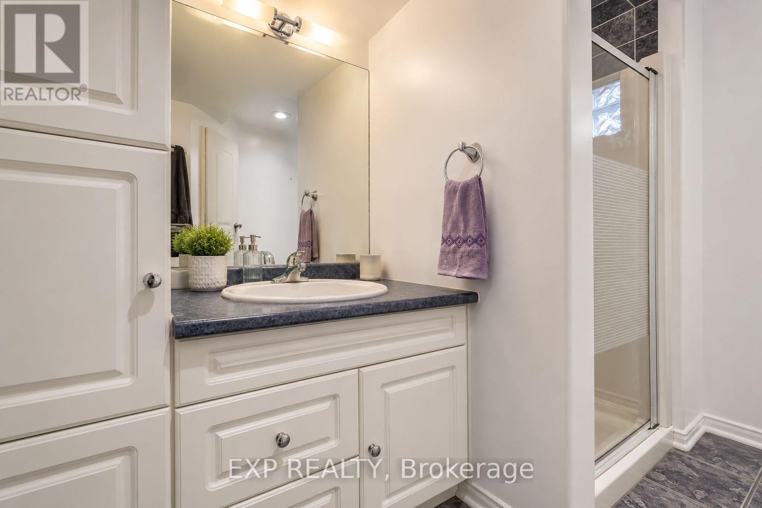 3 Bed, 3 Bath Multi-Family for Rent in Ottawa – 1 – 12 SOMERSET STREET W, Ottawa – MLS# X13229934 - Image 19