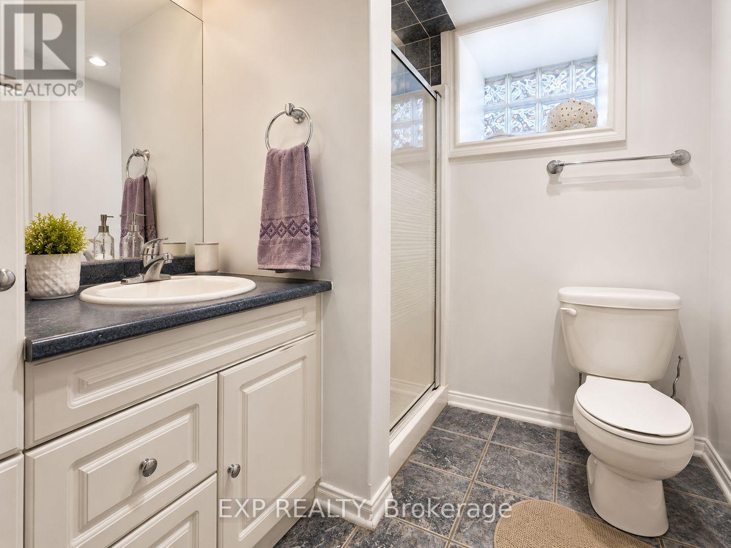 3 Bed, 3 Bath Multi-Family for Rent in Ottawa – 1 – 12 SOMERSET STREET W, Ottawa – MLS# X13229934 - Image 20