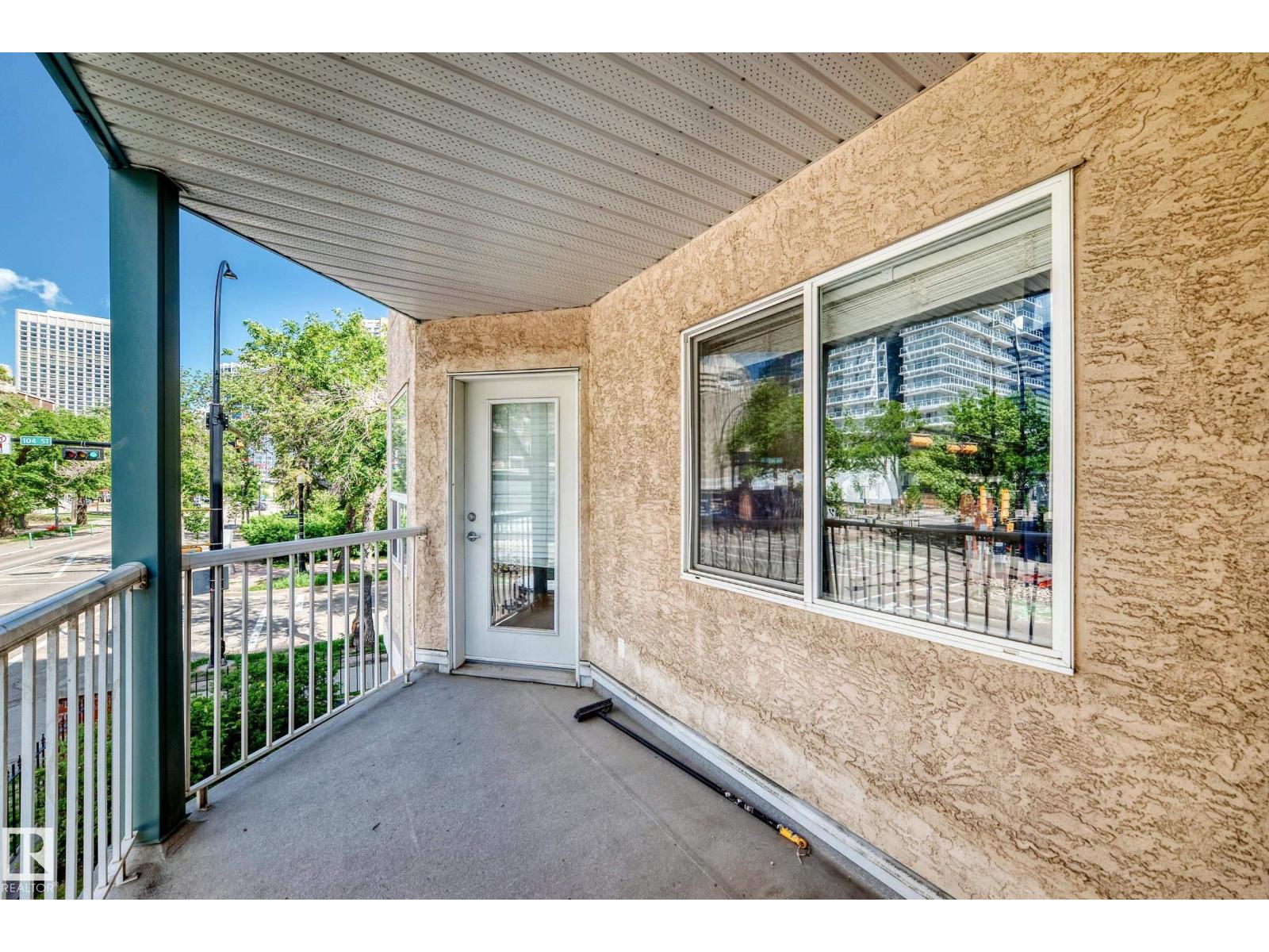 #214 9938 104 ST NW - 11