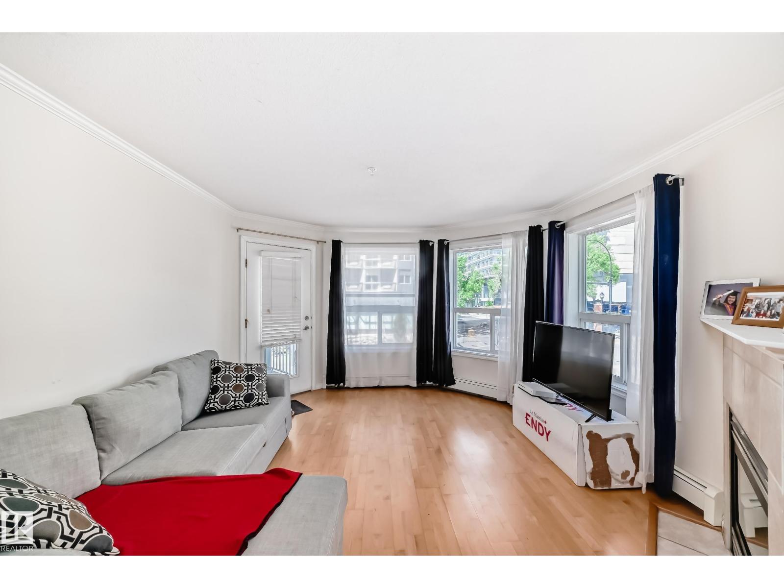 #214 9938 104 ST NW - 7