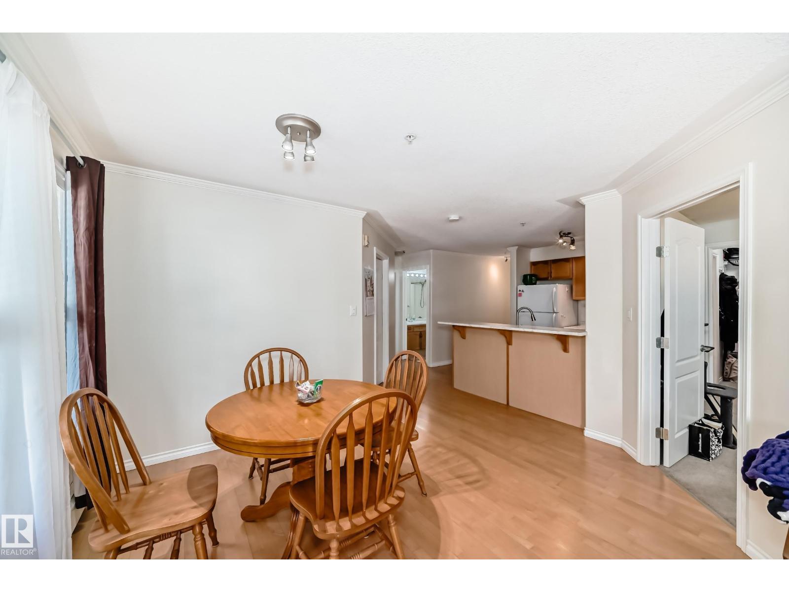 #214 9938 104 ST NW - 18