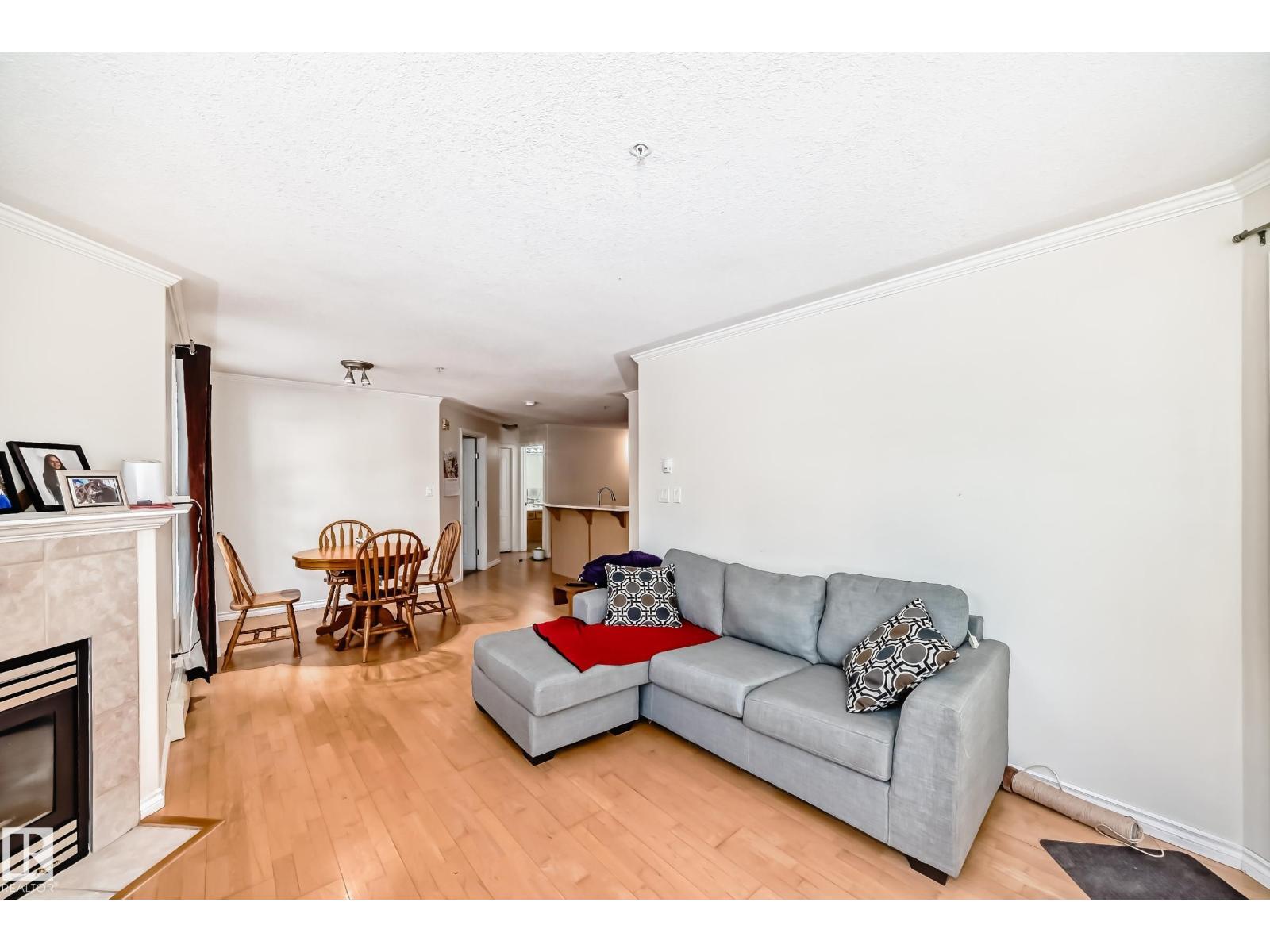 #214 9938 104 ST NW - 12