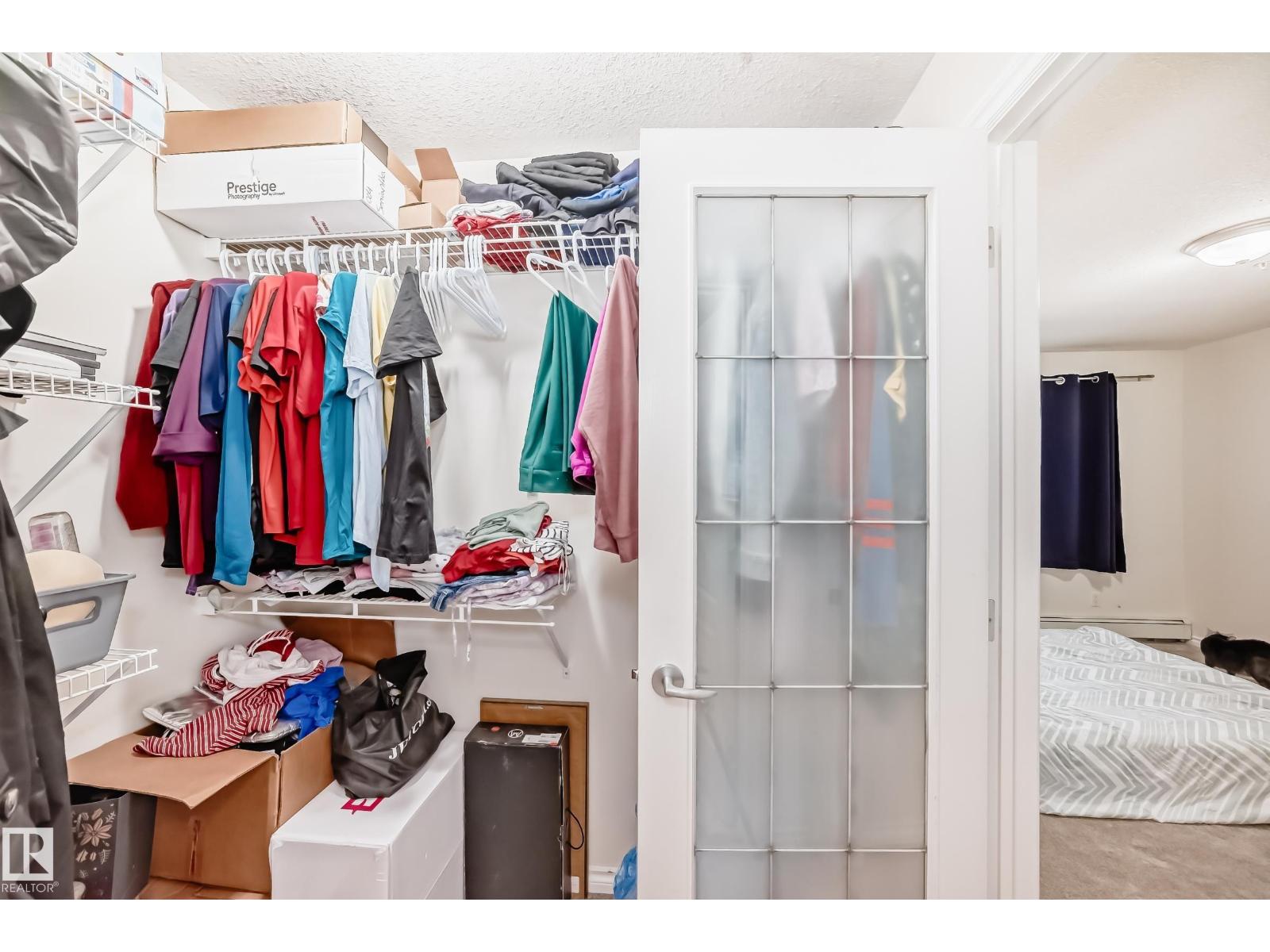 #214 9938 104 ST NW - 31
