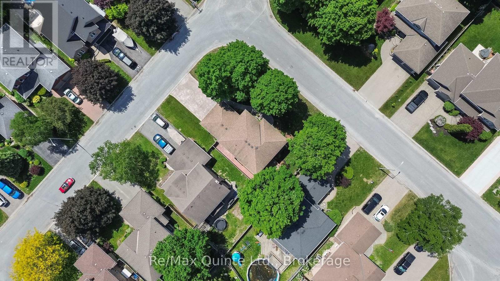 1 SIMMONS COURT - 10