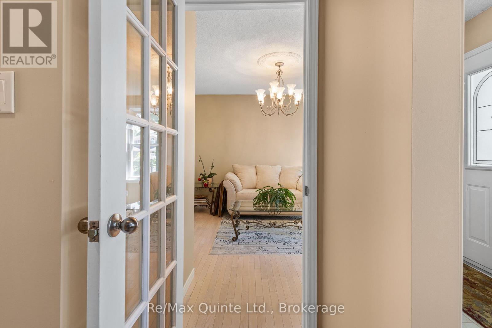1 SIMMONS COURT - 15