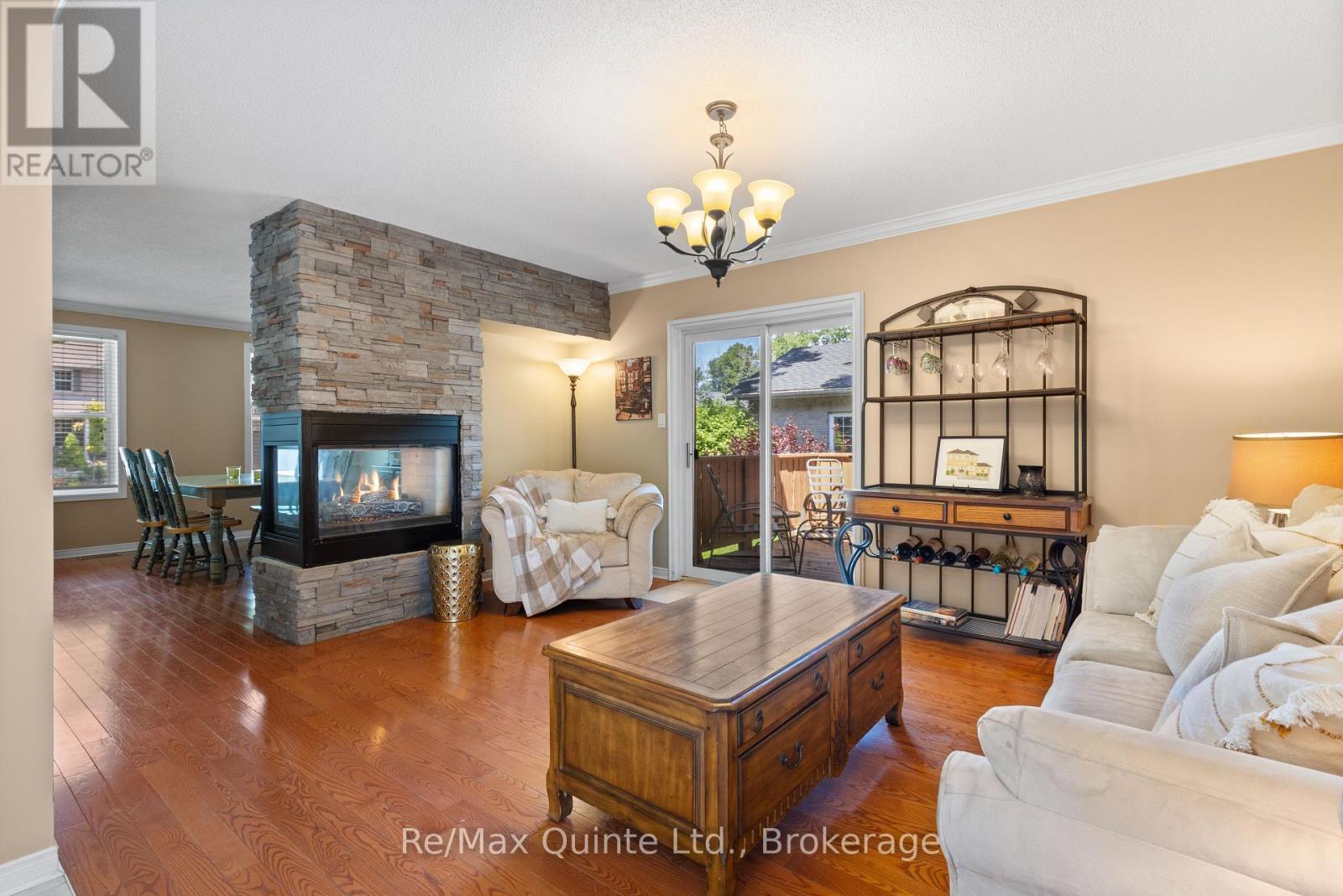 1 SIMMONS COURT - 23