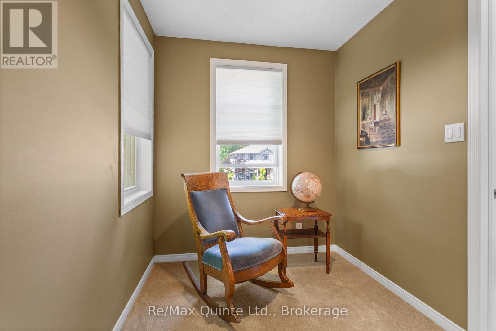 1 SIMMONS COURT - 37
