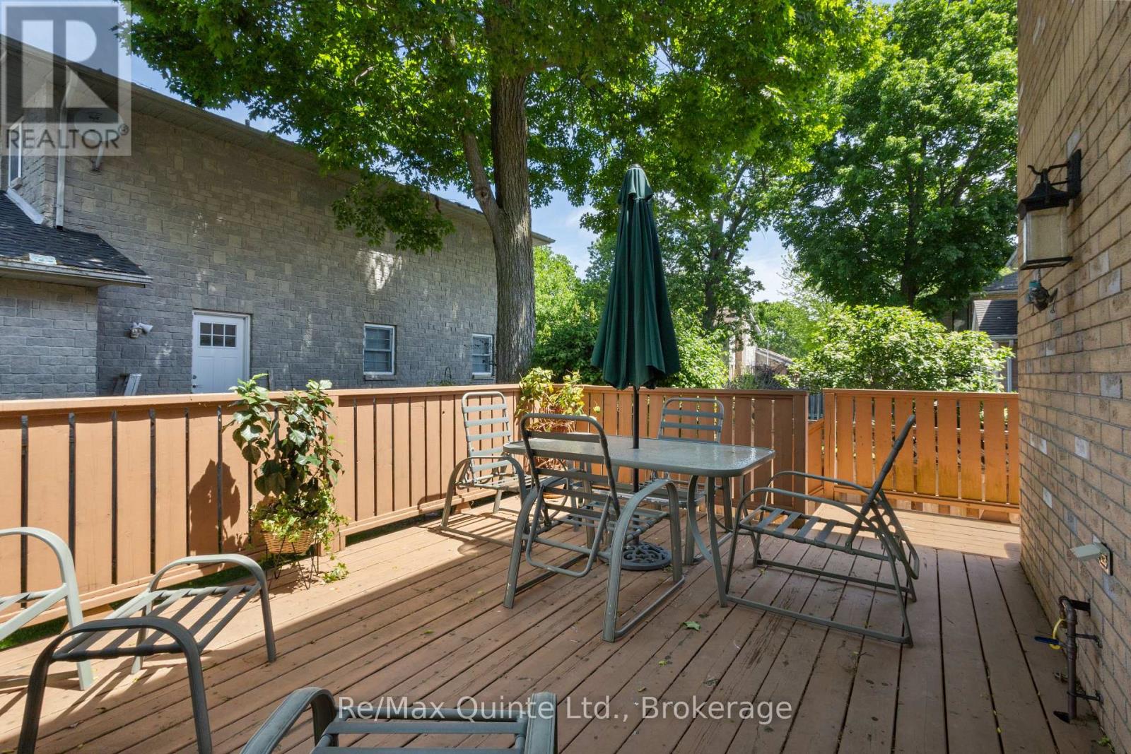 1 SIMMONS COURT - 7