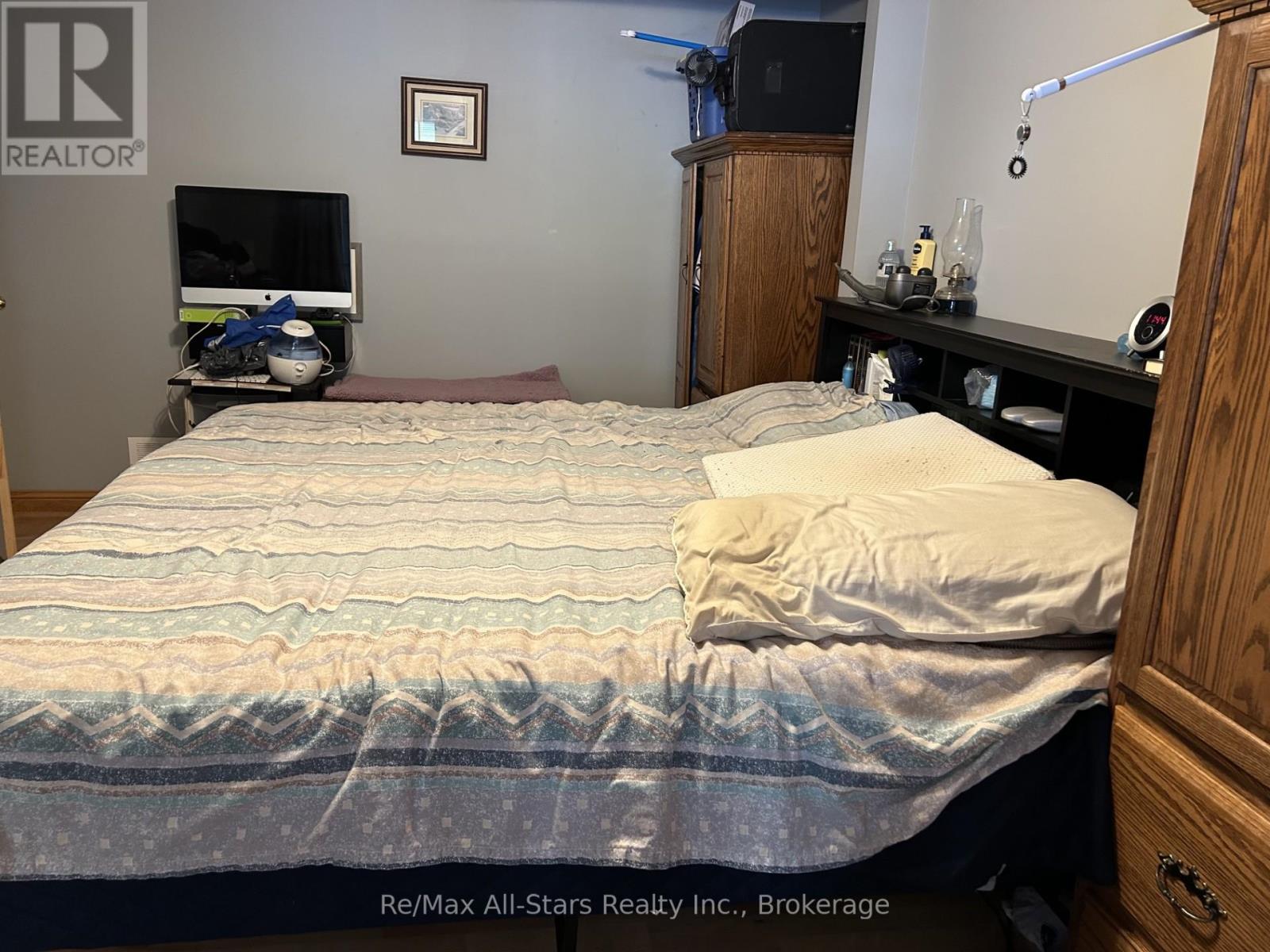 851 CEDAR GLEN ROAD - 12