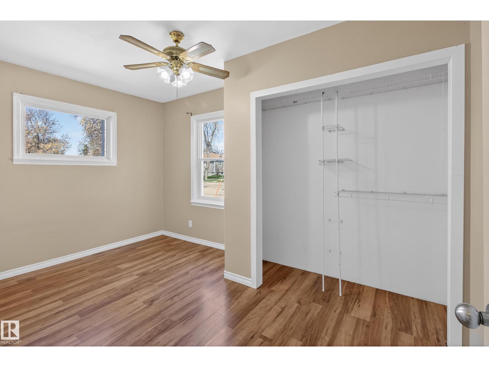 5409 49 Ave - 13