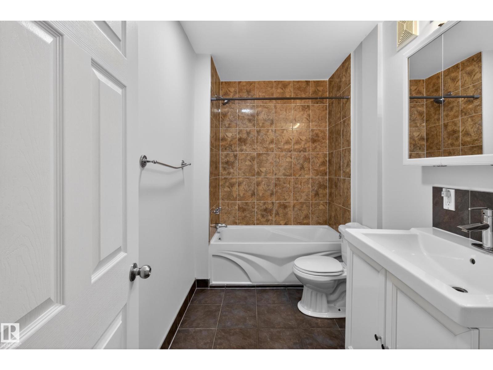 5409 49 Ave - 15