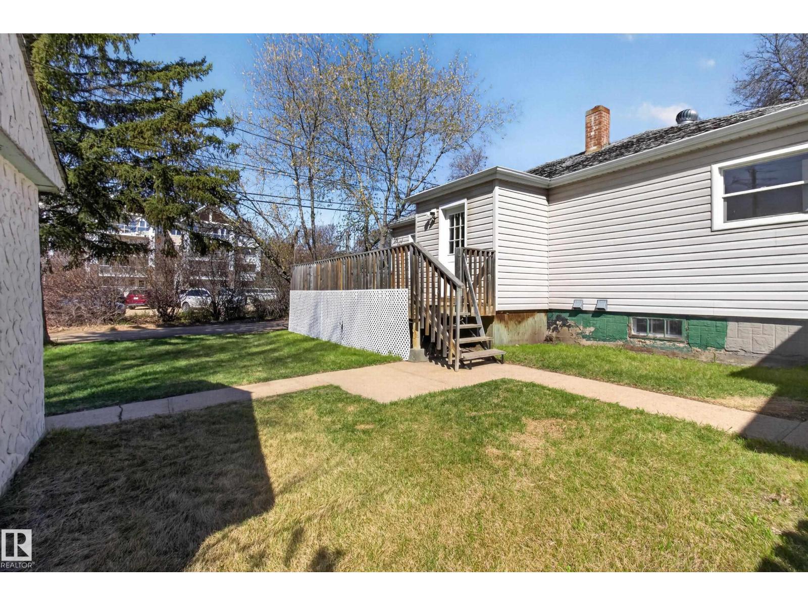 5409 49 Ave - 27