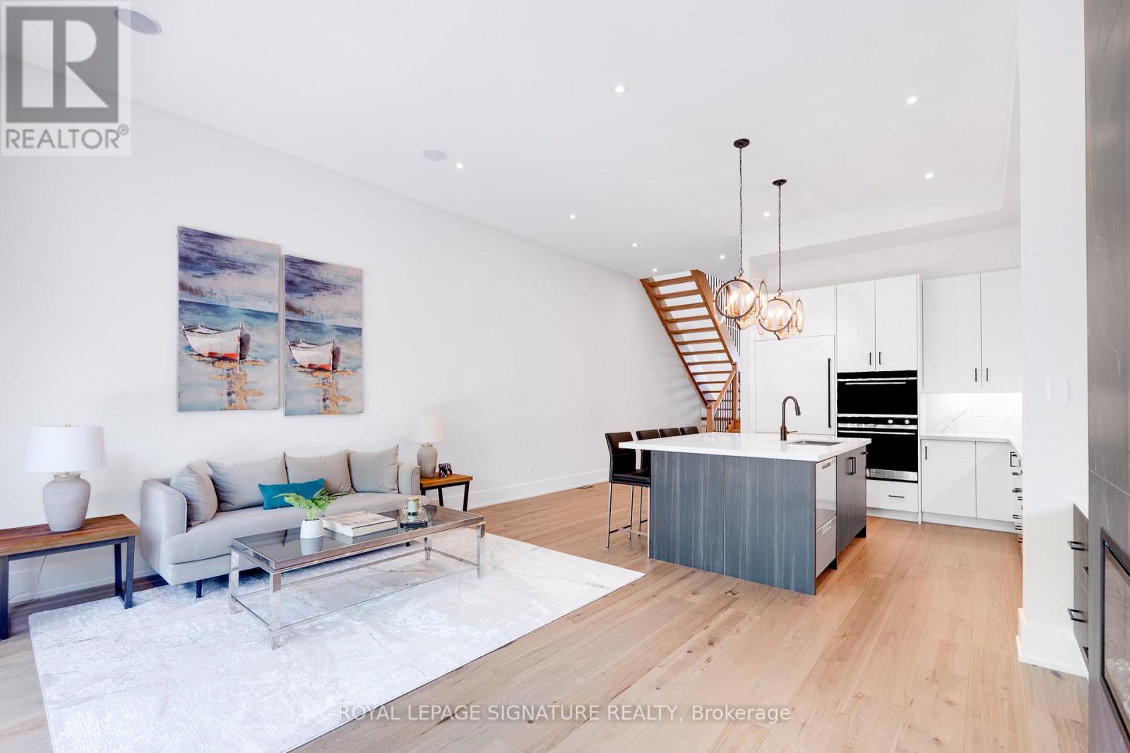 62 ASH CRESCENT - 17