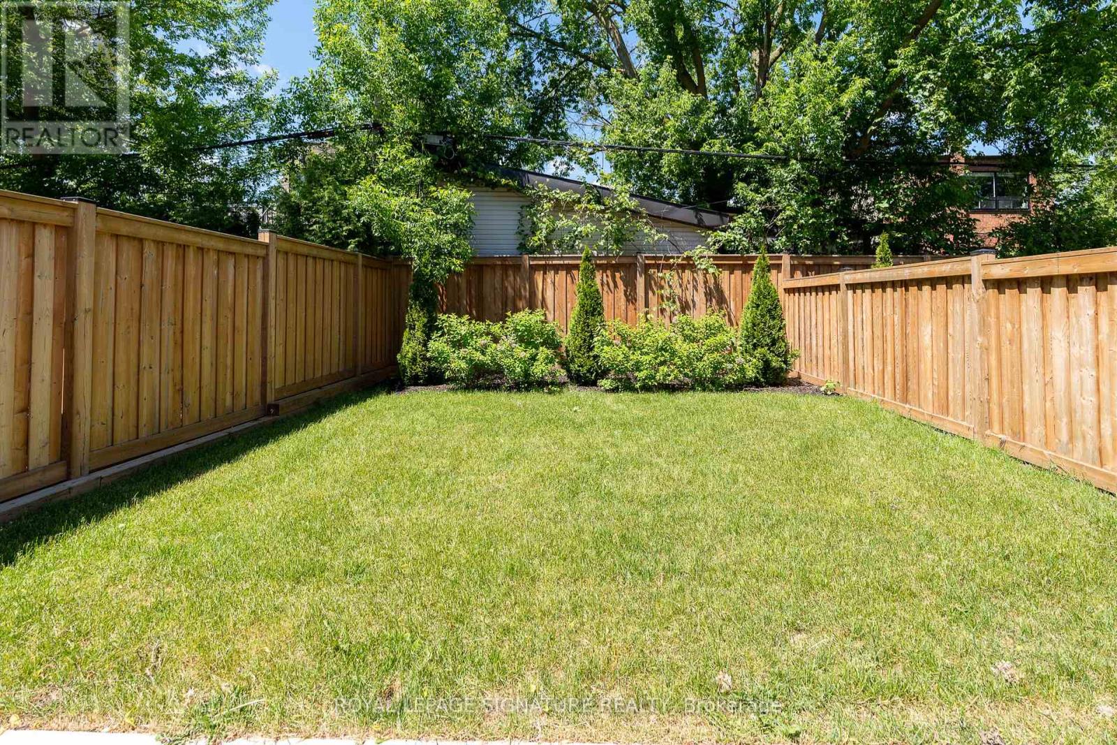 62 ASH CRESCENT - 39
