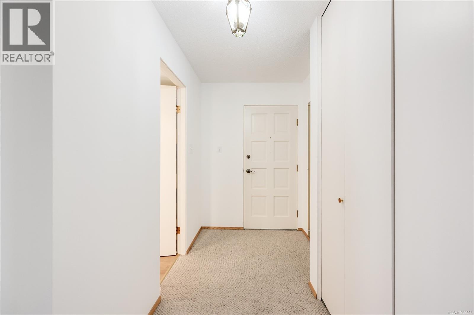104 360 Dallas Road, Victoria
