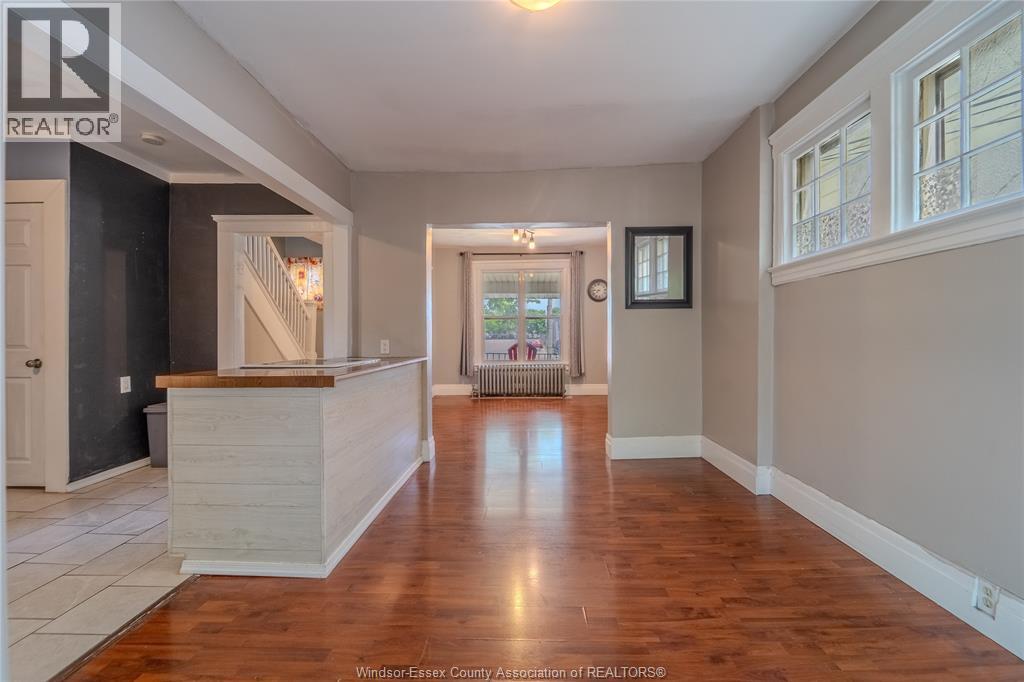 1679 Howard AVENUE - 10