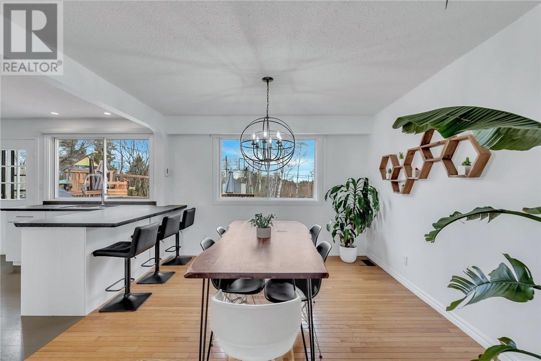 115 Windsor Crescent - 10