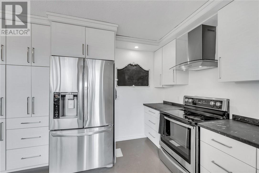 115 Windsor Crescent - 16