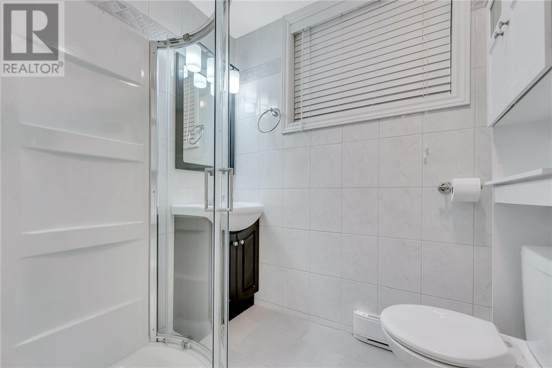 115 Windsor Crescent - 37