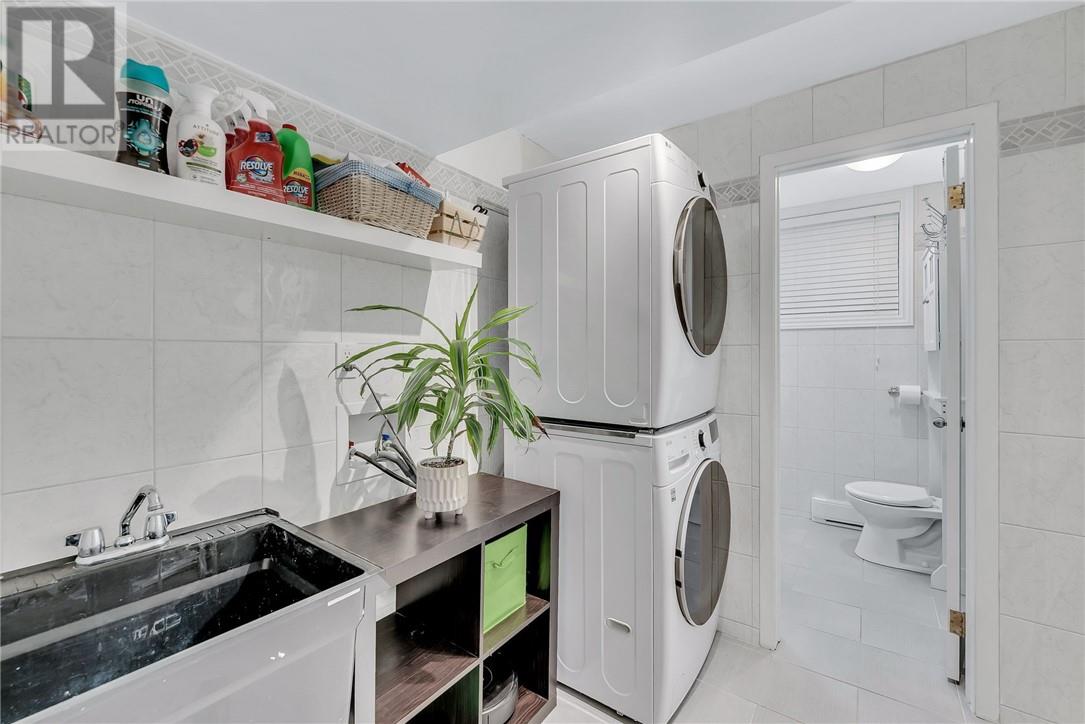 115 Windsor Crescent - 38
