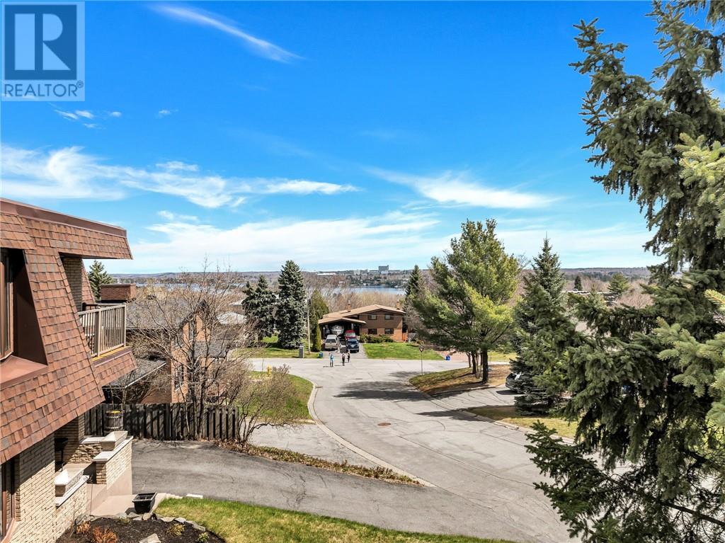 115 Windsor Crescent - 54