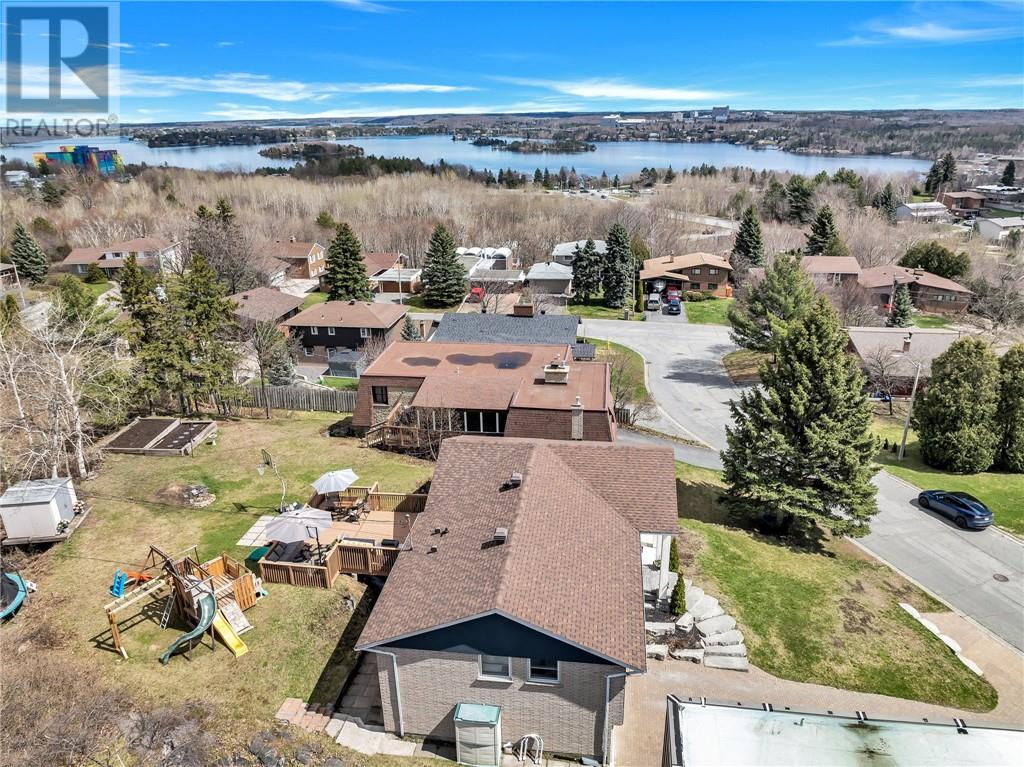 115 Windsor Crescent - 55