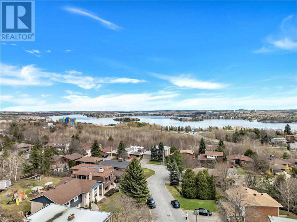 115 Windsor Crescent - 57